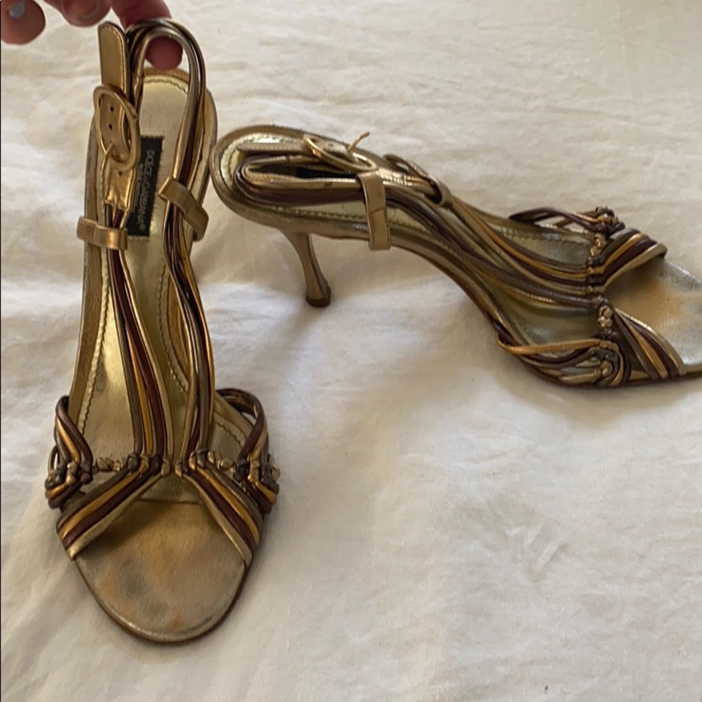 Dolce and Gabanna gold metallic sandal size 371/2